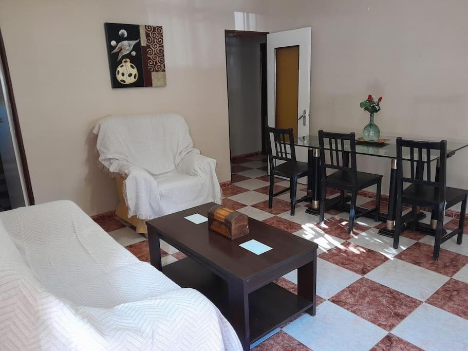 Disfruta De Un Barrio Tranquilo Apartamento Alcalá de Guadaira Exterior foto