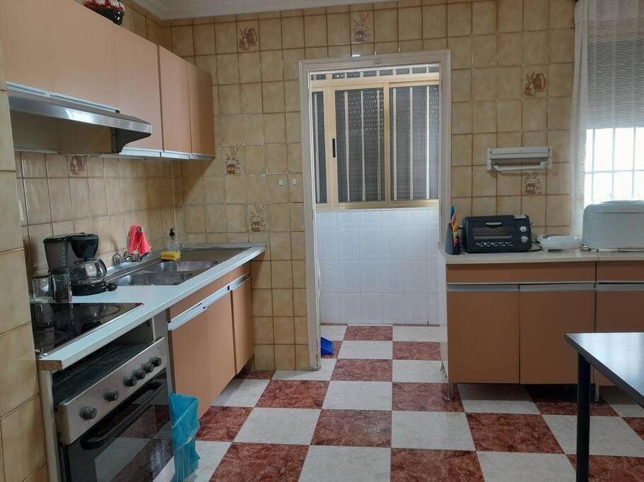 Disfruta De Un Barrio Tranquilo Apartamento Alcalá de Guadaira Exterior foto
