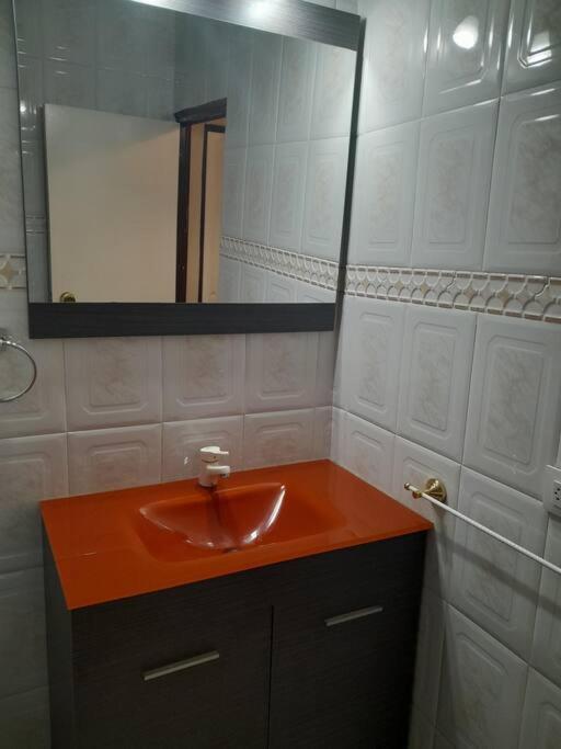 Disfruta De Un Barrio Tranquilo Apartamento Alcalá de Guadaira Exterior foto